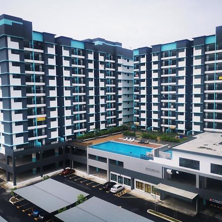 Zamrud Residensi Apartment Kajang Exterior photo