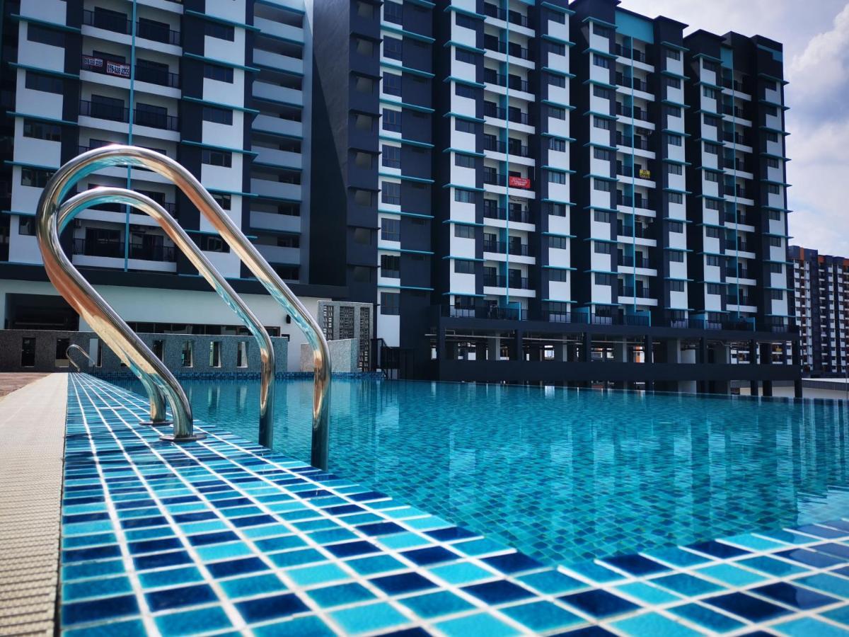 Zamrud Residensi Apartment Kajang Exterior photo